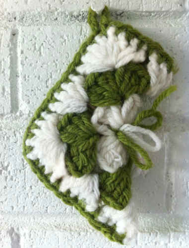 Mini Granny Square Christmas Stocking – Free Crochet Pattern