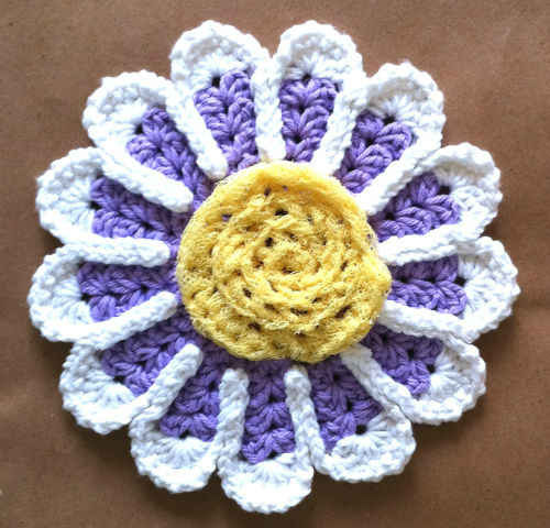 #99 Passion Flower Dishcloth ? Maggie Weldon Maggies Crochet