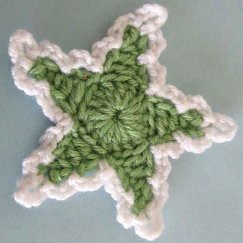 Free Crochet Pattern ? Large Lacy Star #10