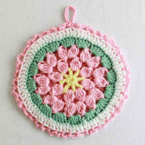 Free Crochet Pattern Cluster Flower Potholder #41