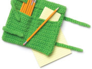 Free Roll-Up Pencil Case Crochet Pattern from RedHeart.com