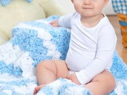 Free Heavens Stripes Blanket Crochet Pattern from RedHeart.com