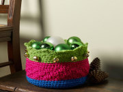 Free Jingle Bells Basket Crochet Pattern from RedHeart.com