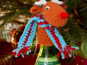 Free Fa-la-la-la-Reindeer Bottle Top
