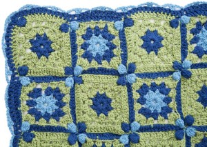 LW3589-Flower-Path-Throw-Detail